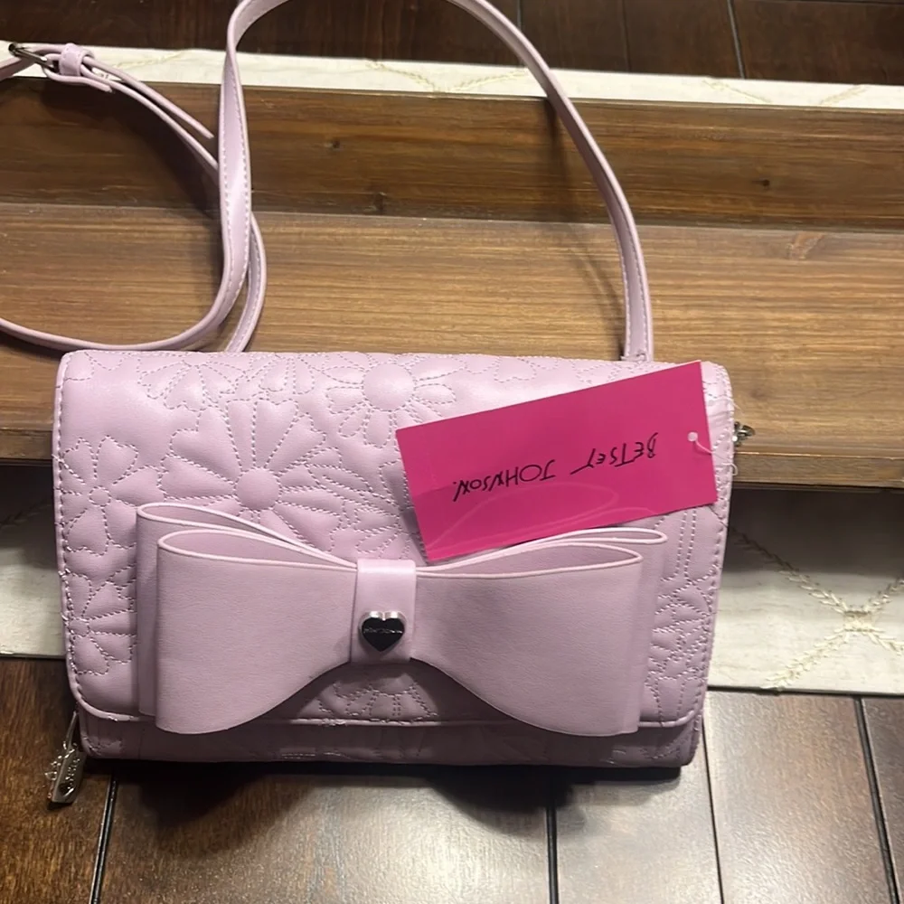 Brand new Betsey Johnson crossbody - Picture 3 of 13